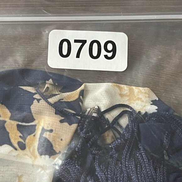 Chico’s Tasseled floral semi-sheer Navy/Cream kimono cardigan Medium open front - Picture 8 of 9